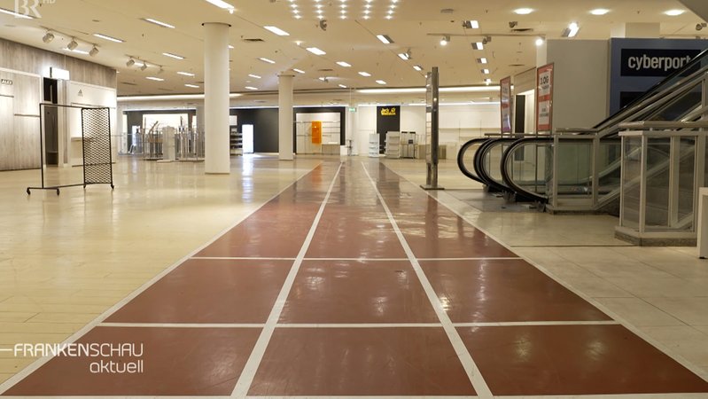 Der leere Kaufhof in Nürnberg. | Bild: BR Der leere Kaufhof in Nürnberg.