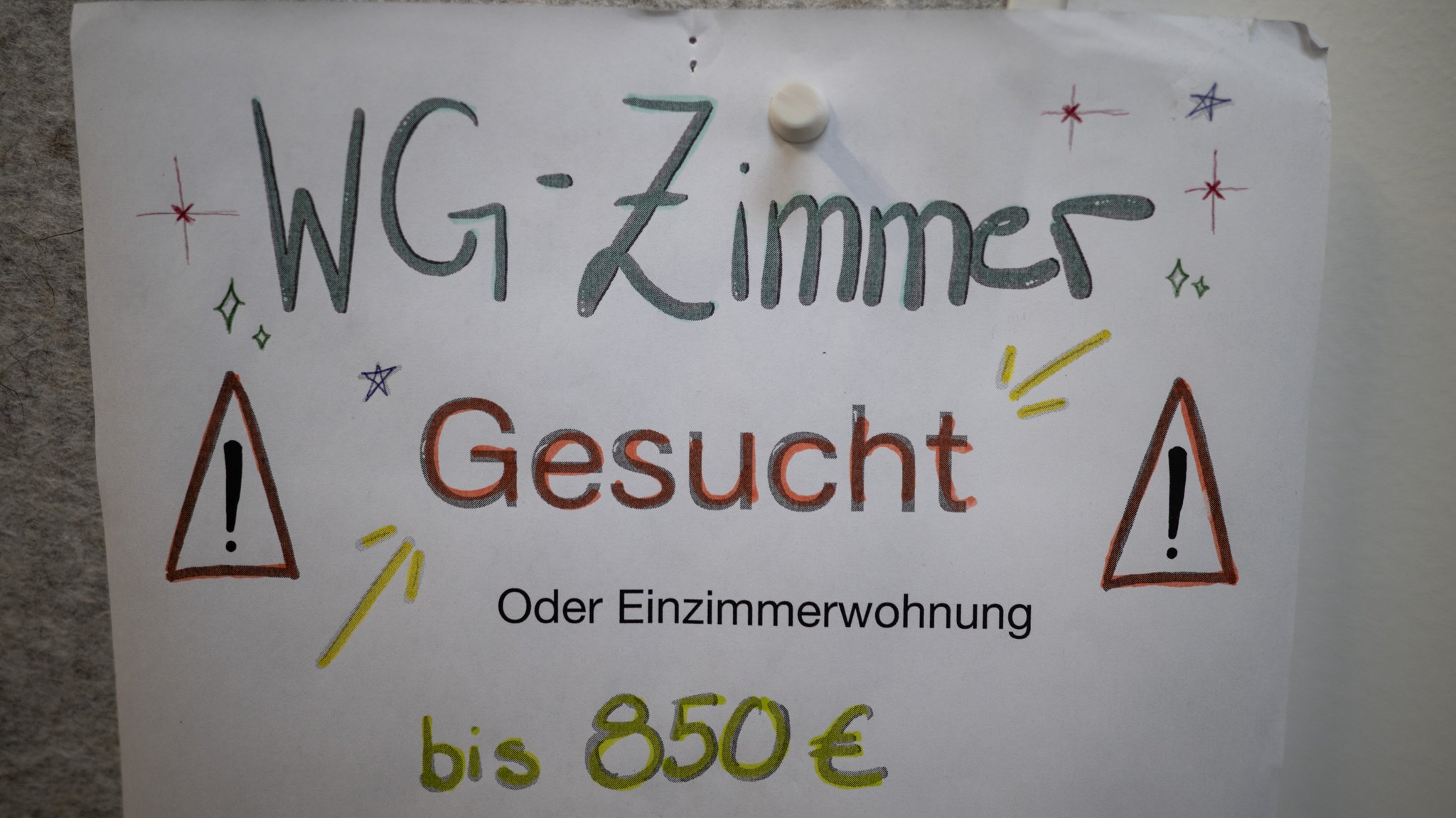 Wettlauf um WG-Zimmer: Wohnen für Studierende bleibt teuer