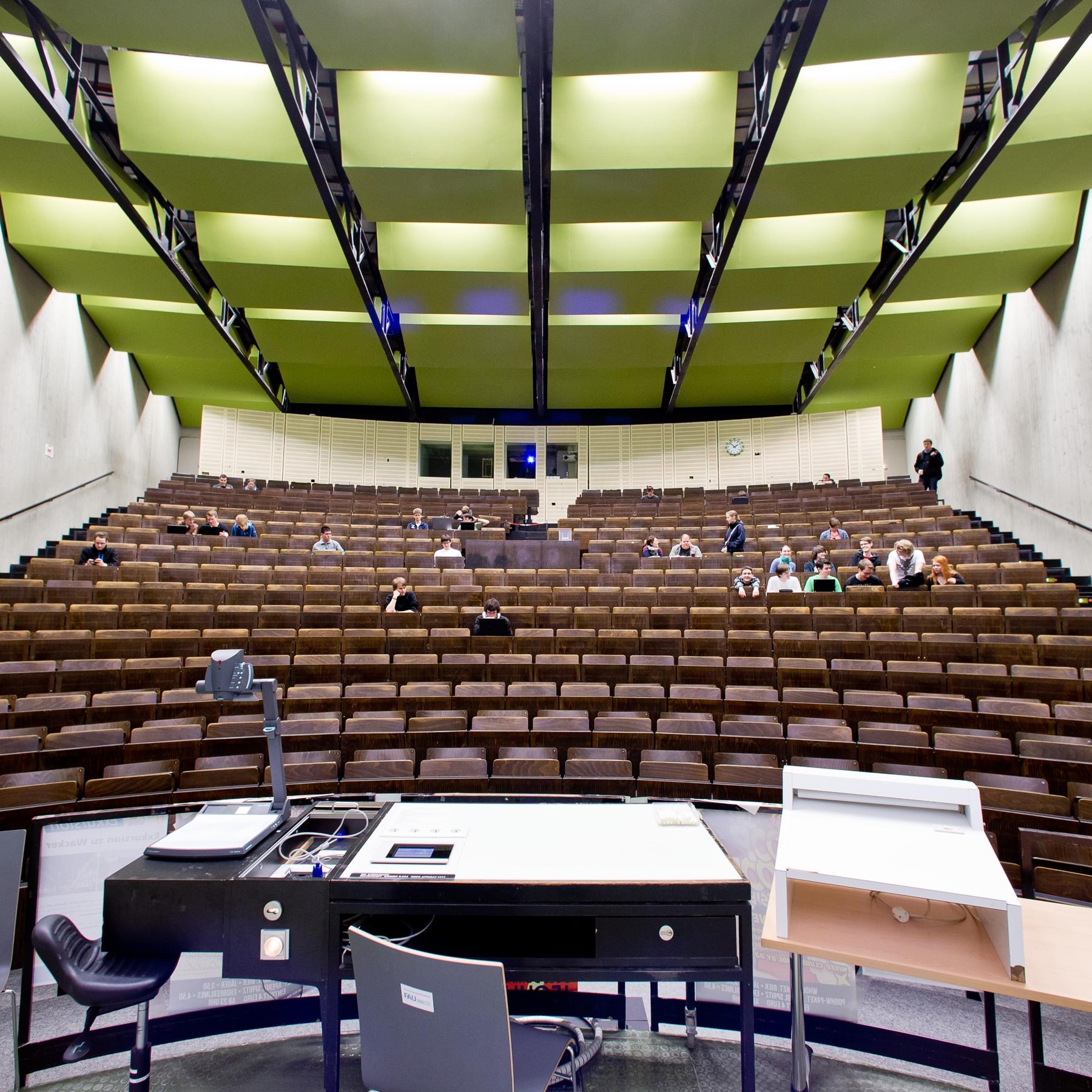 Wie gefährdet ist die Freiheit der Wissenschaft? Lars Lott über den aktuellen "Academic Freedom Index"