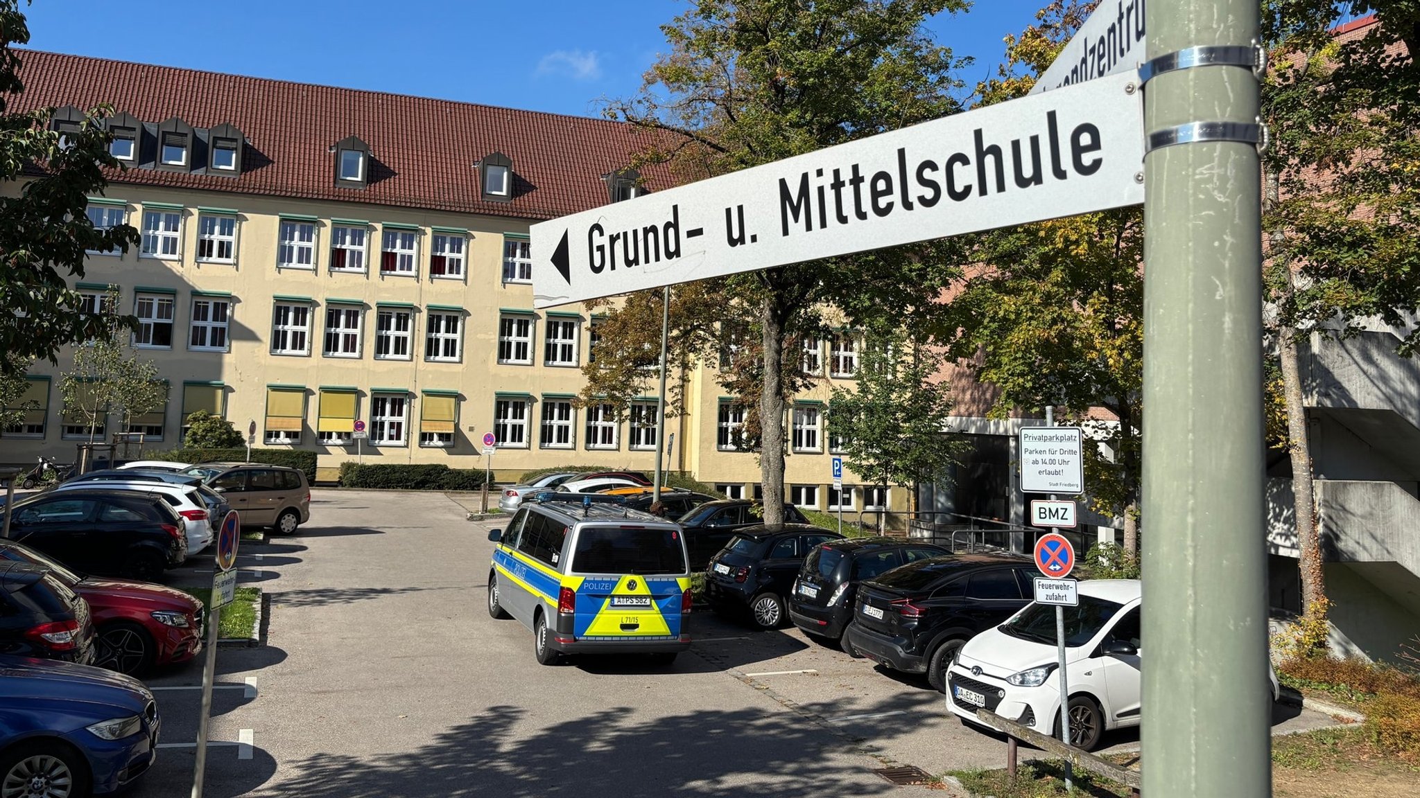 Tatort Mittelschule Friedberg | Bild: BR/Barbara Leinfelder Tatort Mittelschule Friedberg