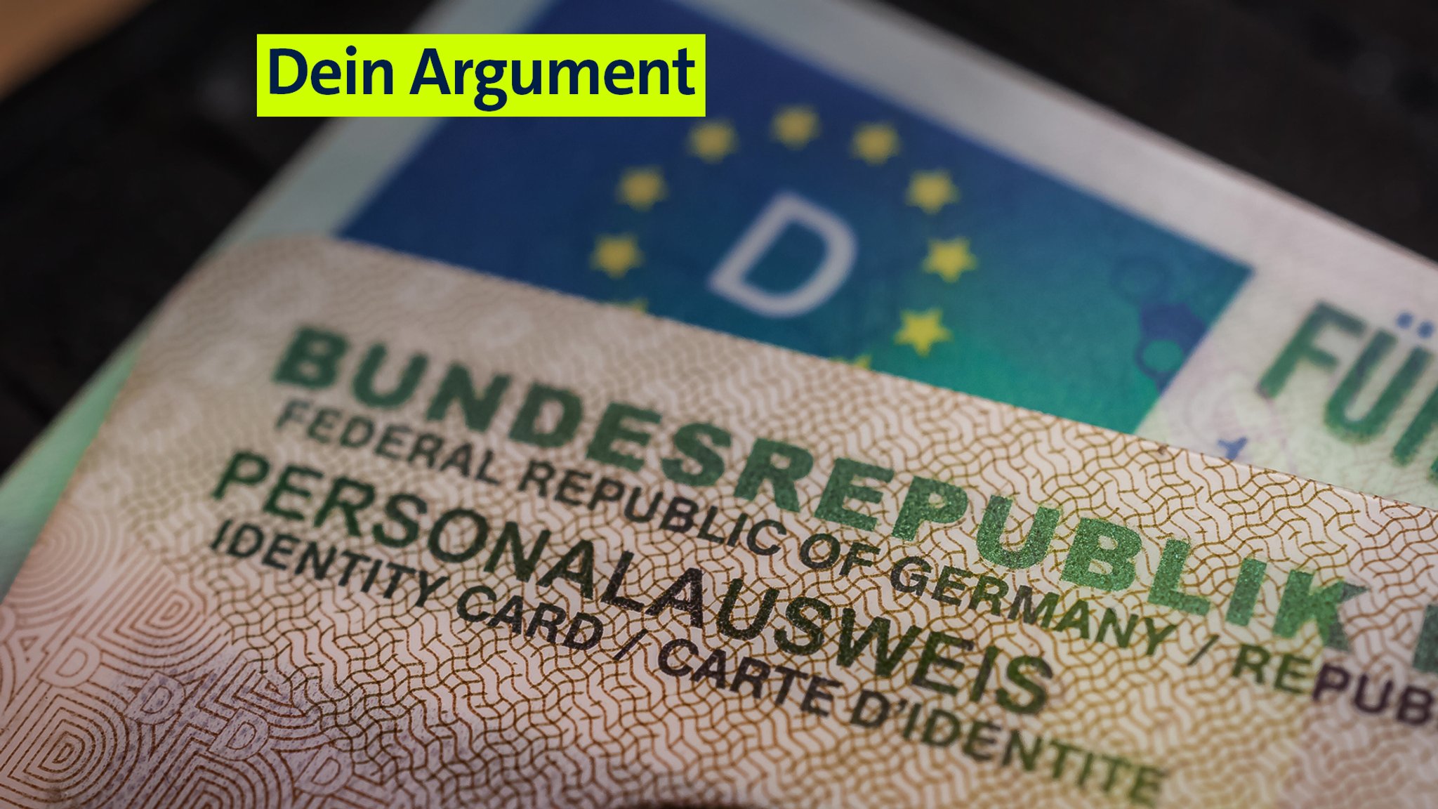 Deutscher Personalausweis (Symbol- und Archivbild)