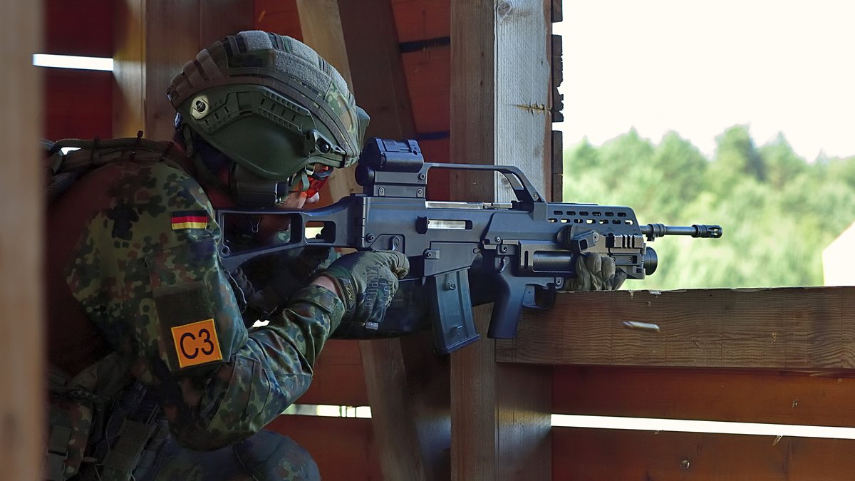 "Für euch würde ich kämpfen": Ein Mann bricht mit dem Pazifismus