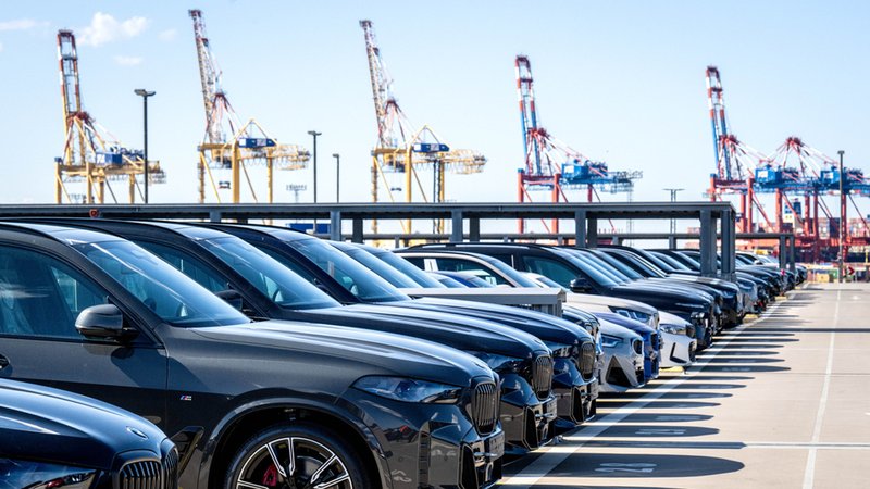 EU und USA einigen sich auf gemeinsame Erklärung zum Handel | Bild: dpa-Bildfunk/Sina Schuldt EU und USA einigen sich auf gemeinsame Erklärung zum Handel