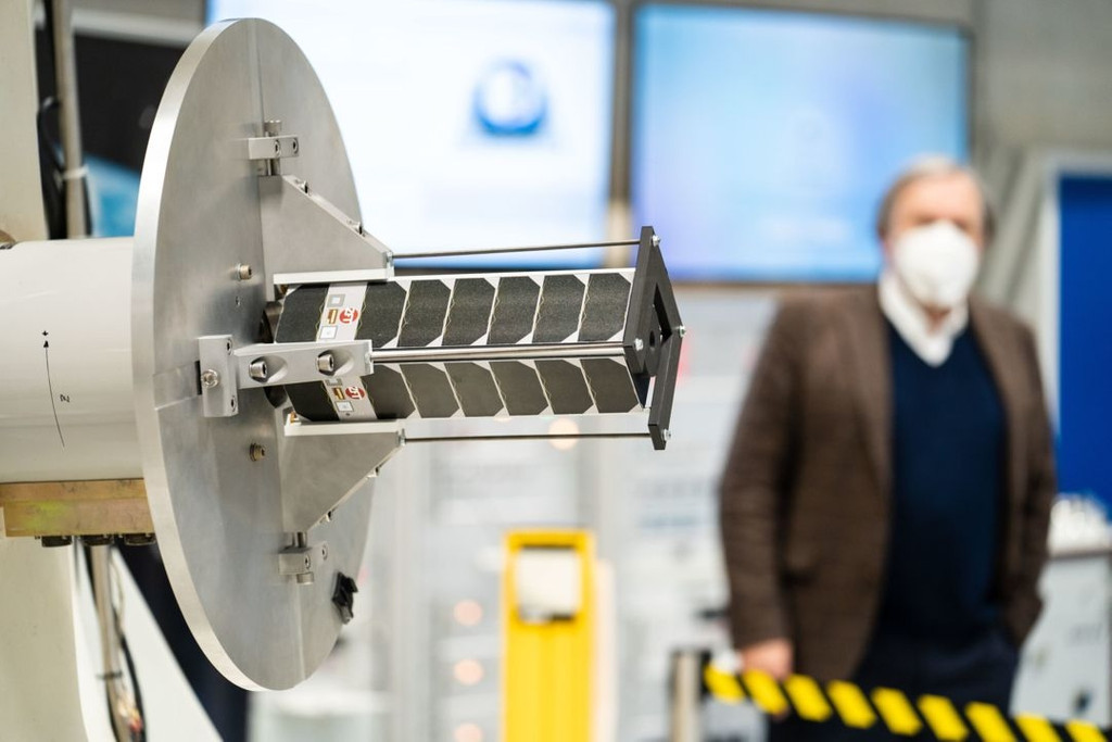 Europäische Raumfahrtorganisation ESA kooperiert künftig intensiv mit dem Würzburger Zentrum für Telematik (ZfT)