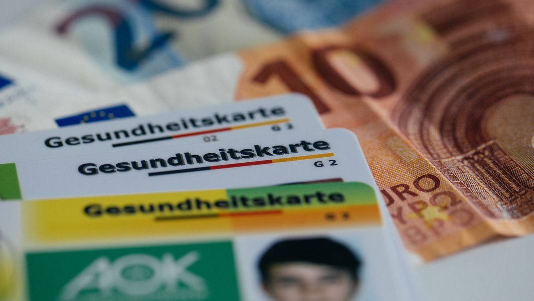 Viele Krankenkassen Erhohen Zusatzbeitrag Was Sie Tun Konnen Br24