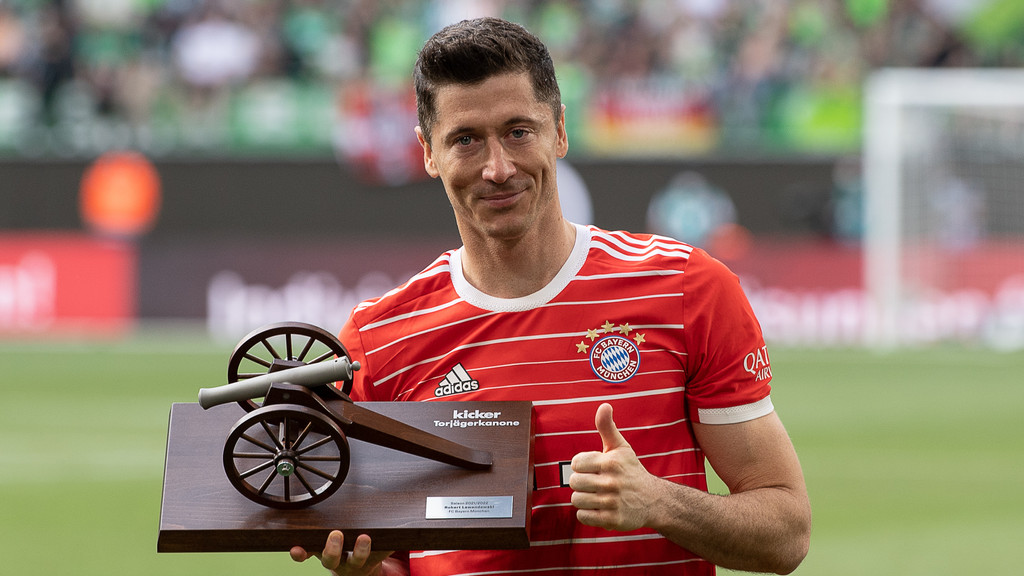 Robert Lewandowski gewann in der Saison 2021/22 zum siebten Mal die Bundesliga-Torjägerkanone für den besten Schützen.