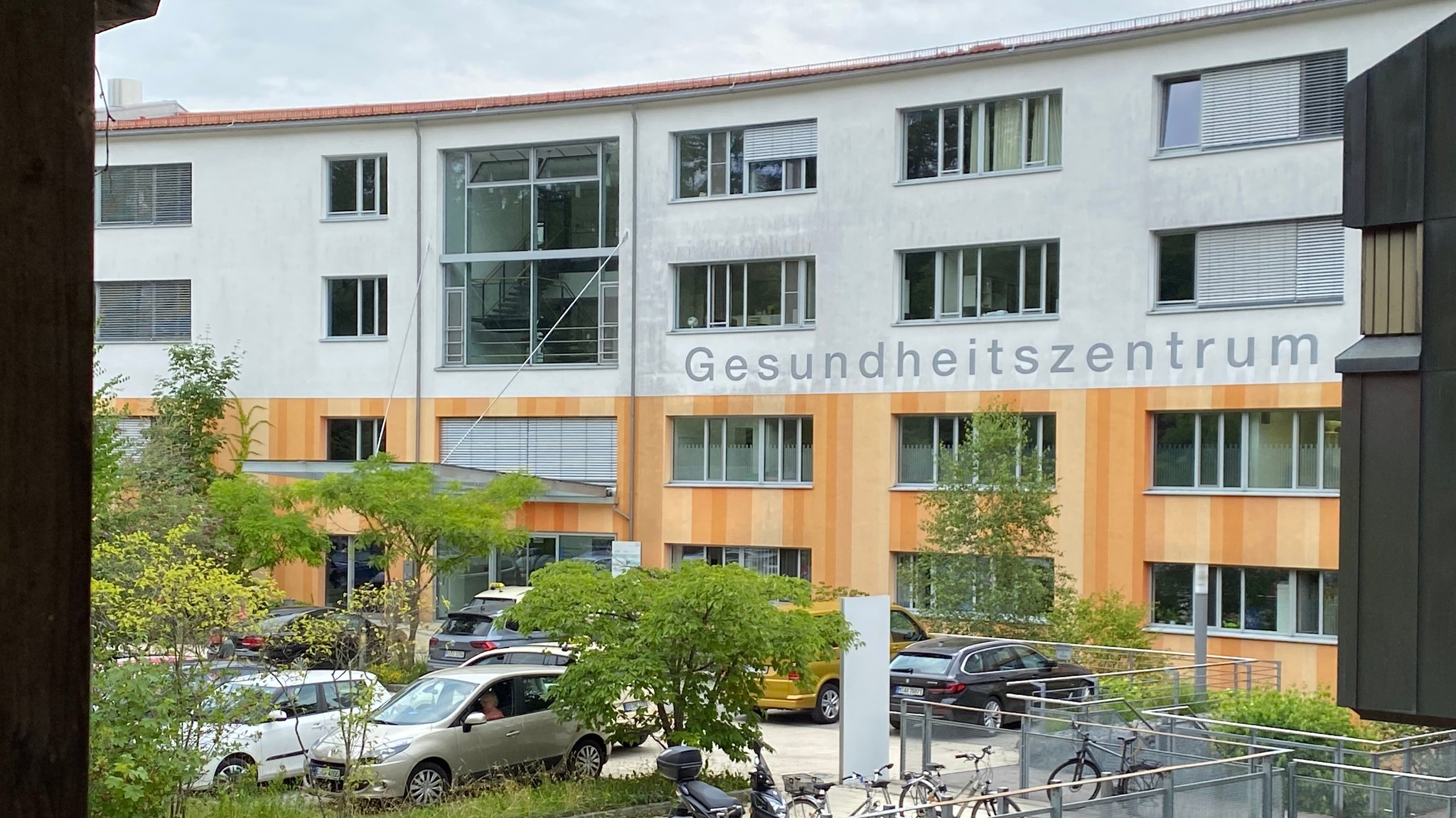 RoMed will Gesundheitszentrum - gebaut 2009 - teils für Neubau abreißen.