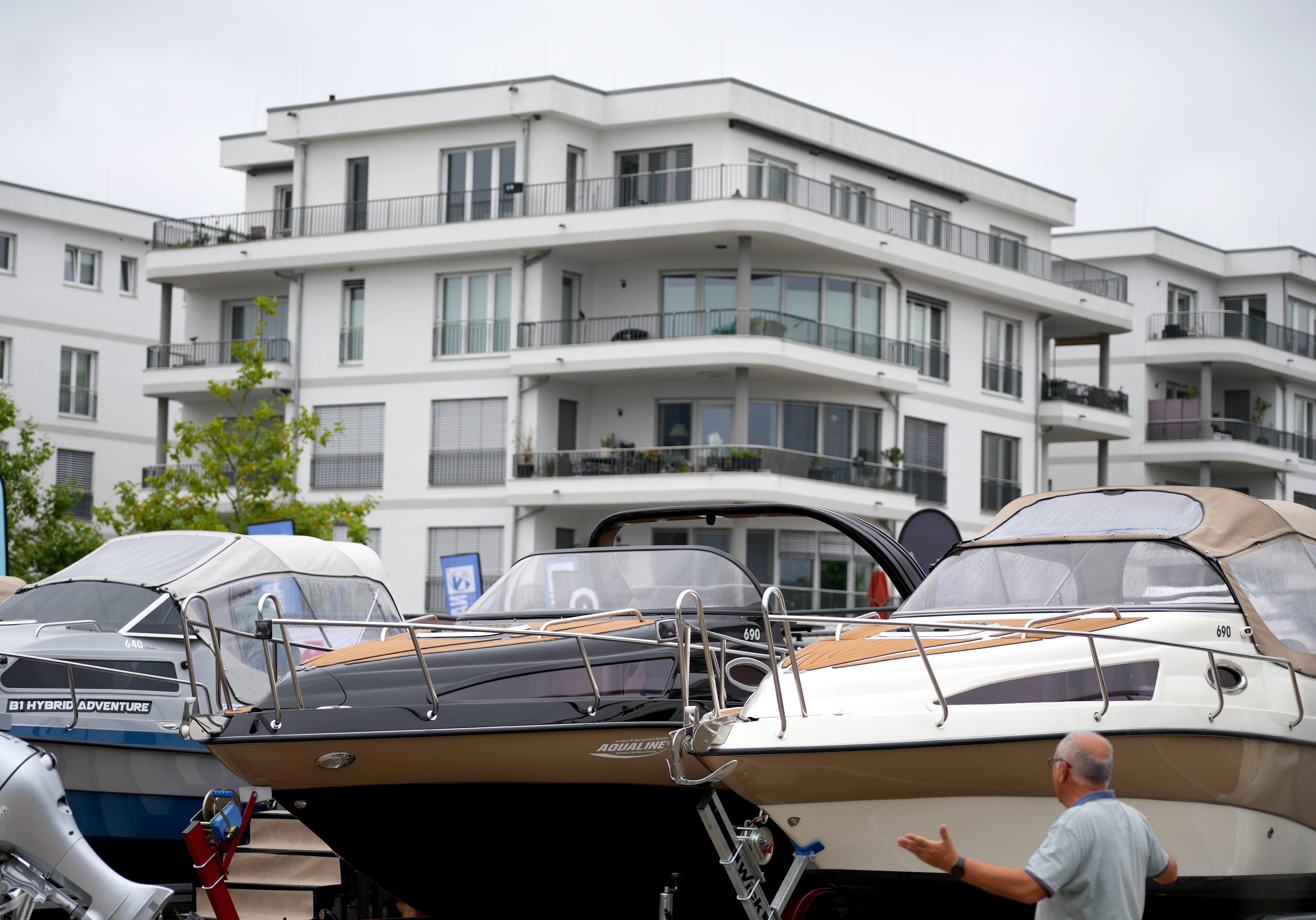 Angesichts der Löcher im Bundeshaushalt wird über eine Wiedereinführung der Vermögensteuer diskutiert.