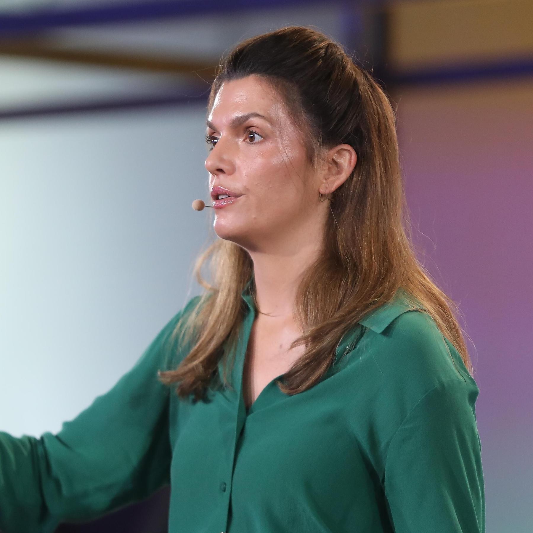 Barbara Blaha - Rollenbilder & Care-Arbeit: Warum Feminismus nötig ist