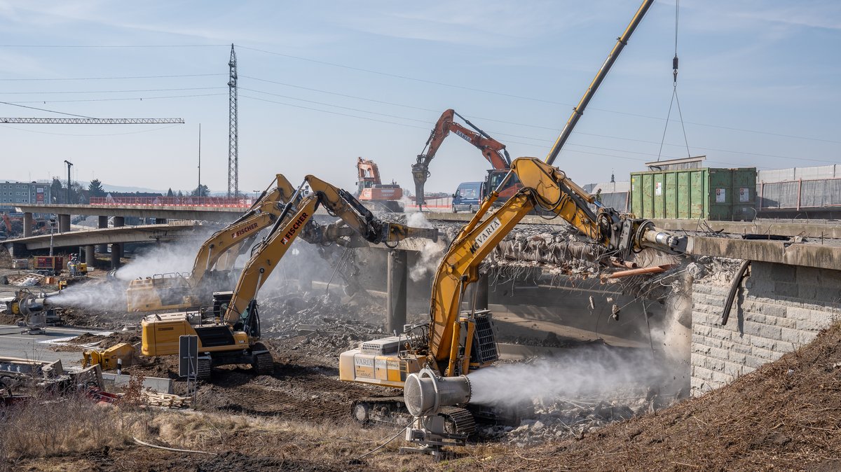 A9 bei Bayreuth: Sperrungen wegen Brückenabrissarbeiten