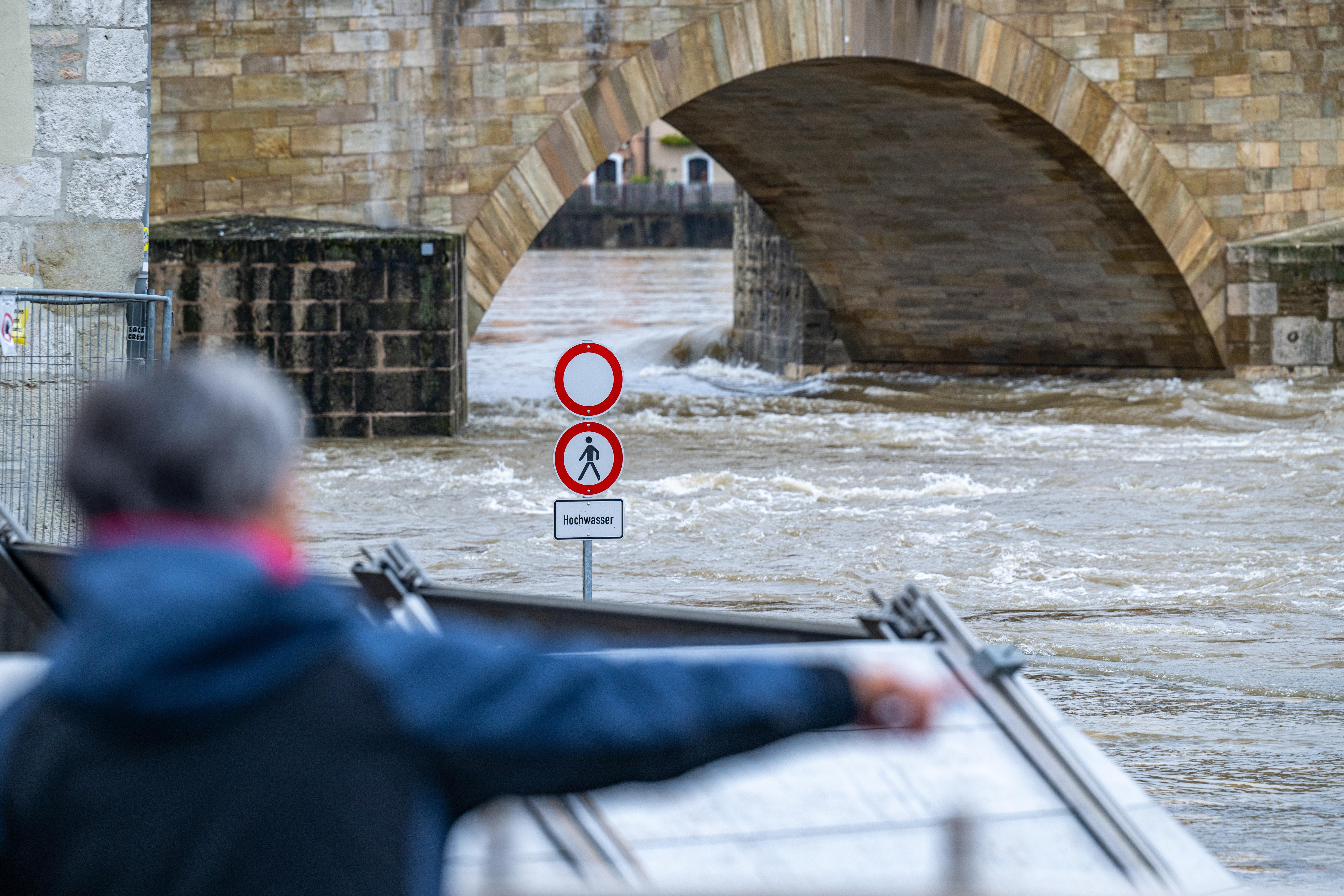 Nach Schneemassen: Hochwassergefahr Steigt Am Wochenende | BR24