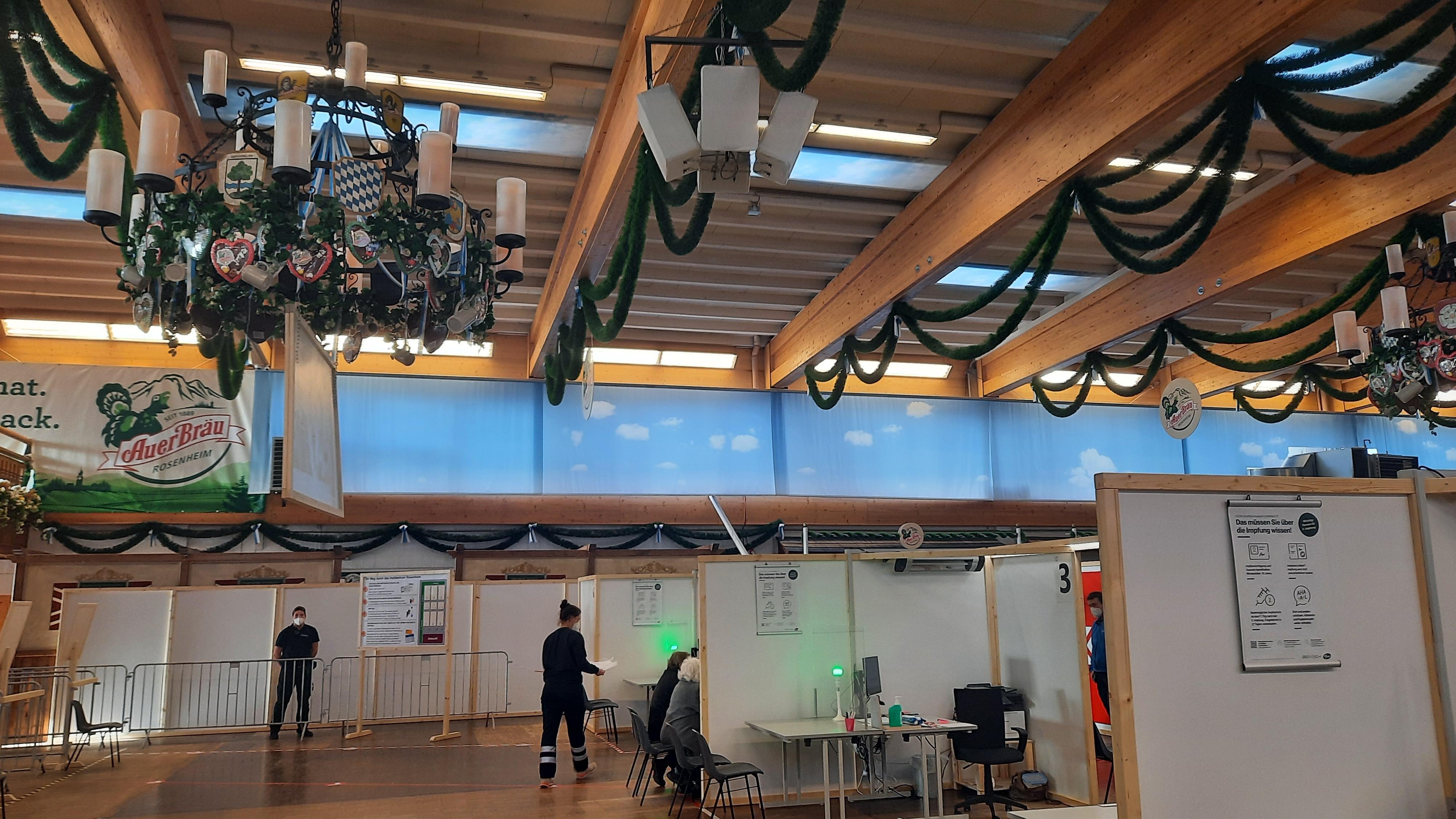 reportage ein blick ins impfzentrum rosenheim br24