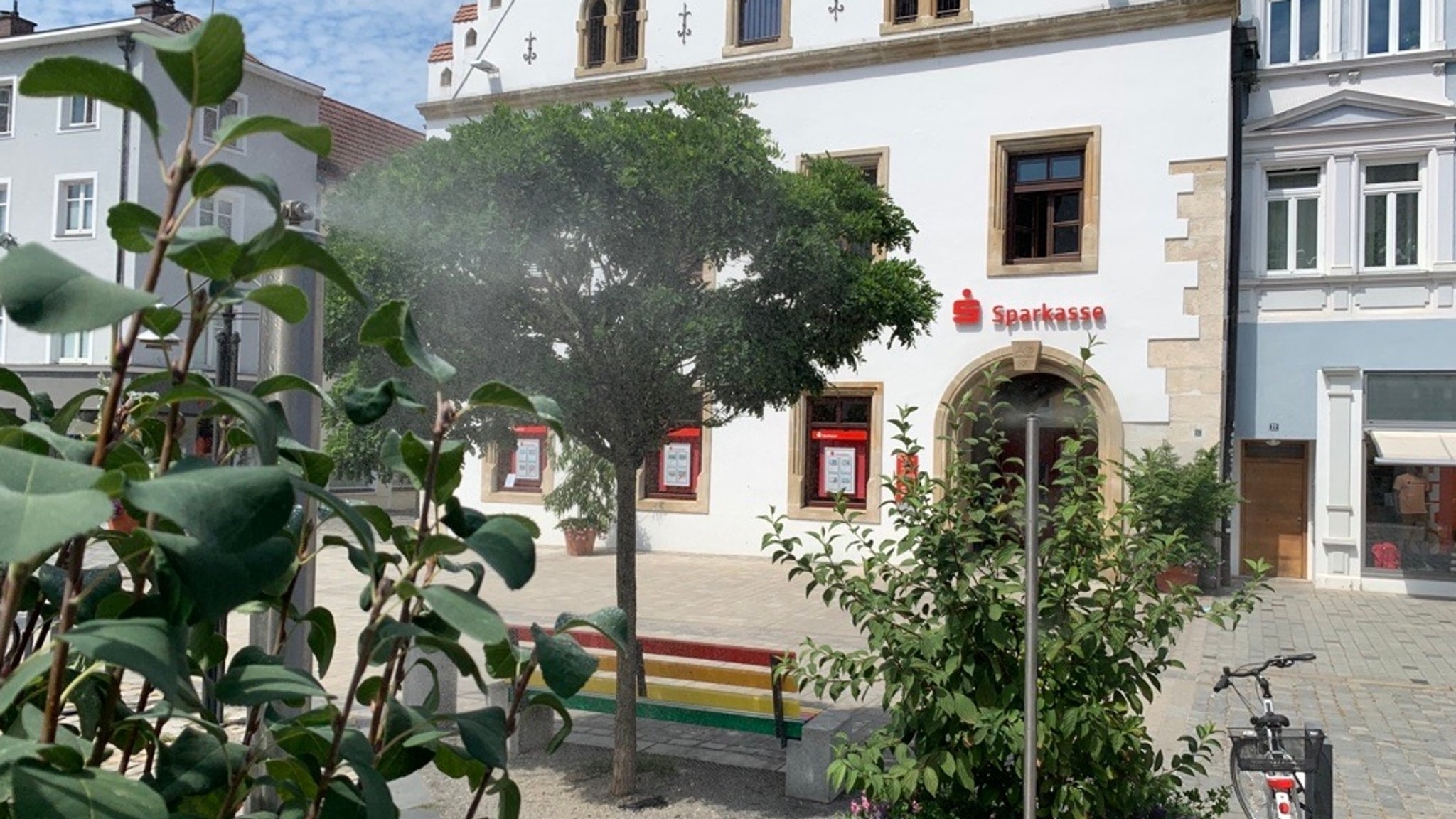 Sprühanlage, die feinen Wassernebel verteilt