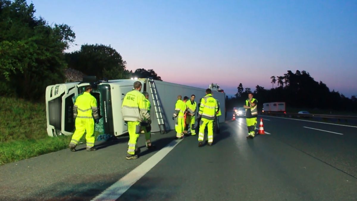 Unfall Bei Bayreuth Stundenlange A9 Sperrung Wieder Aufgehoben Br24