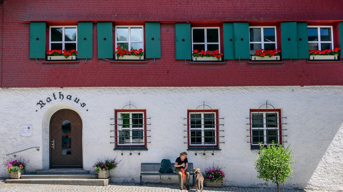 Rund zehn Millionen Menschen dürfen am 8. März in Bayern wählen