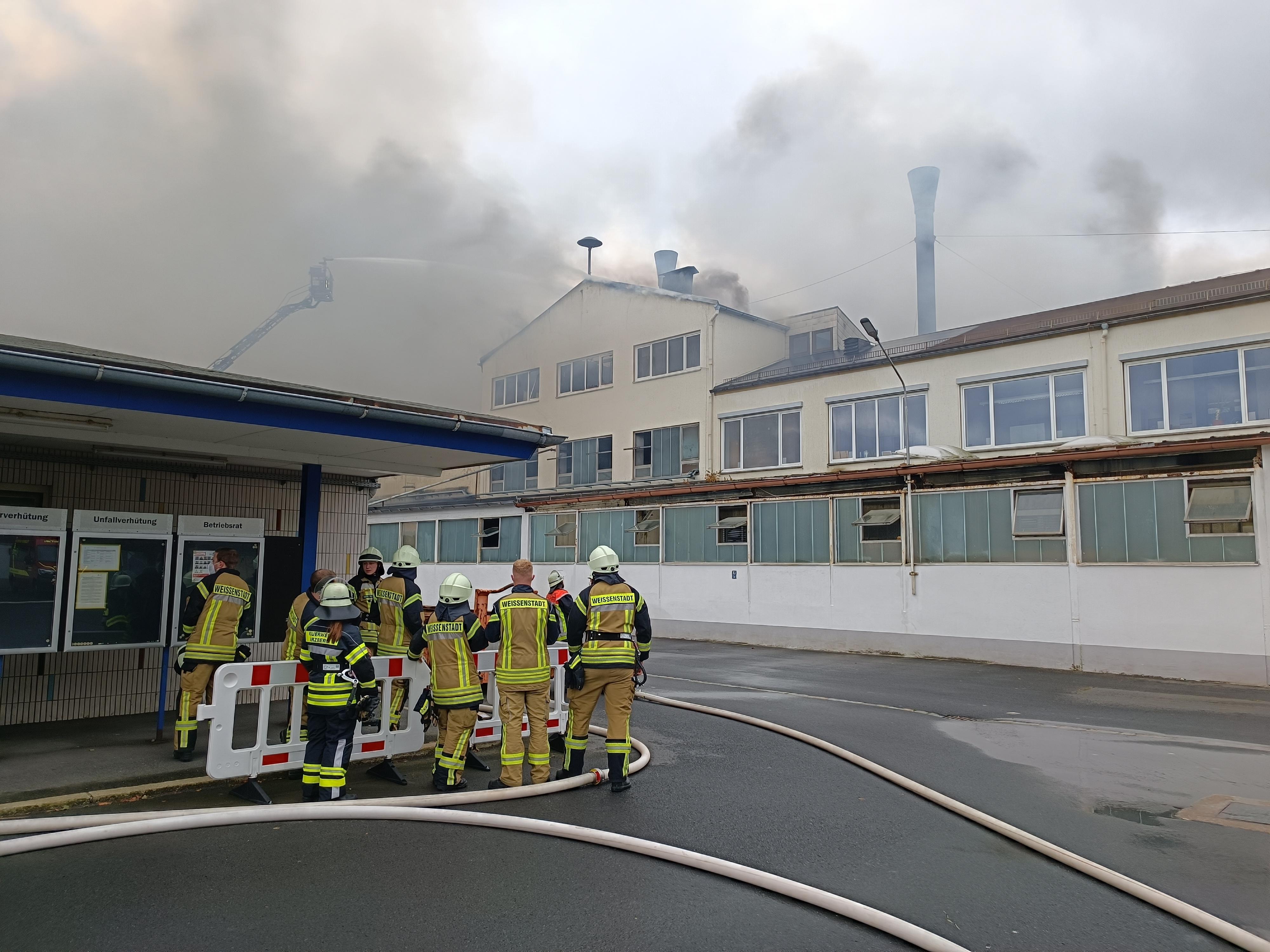 Einsatzkräfte der Feuerwehr 