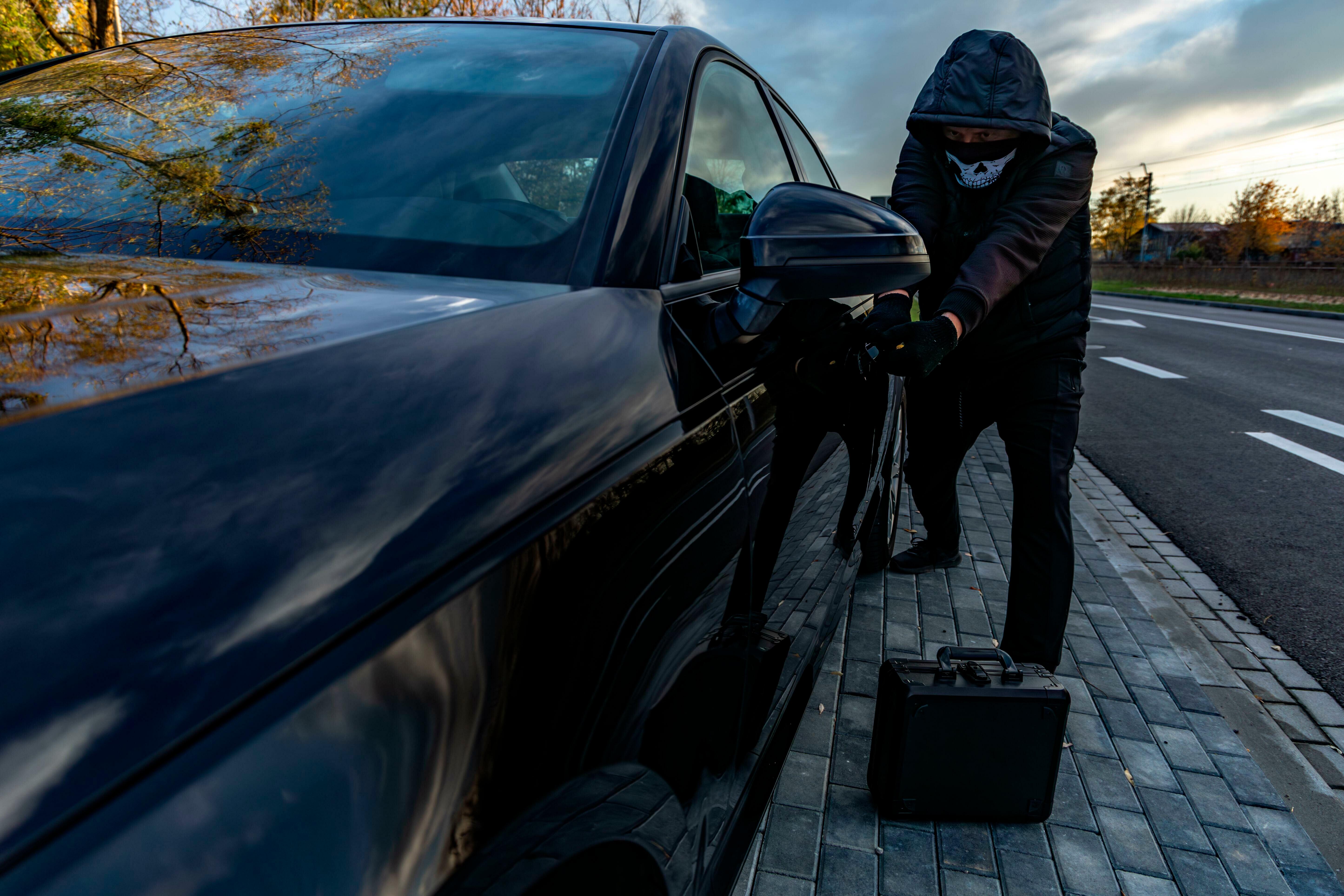 Autodiebstahl-Risiko: ADAC warnt vor unsicheren Keyless-Systemen