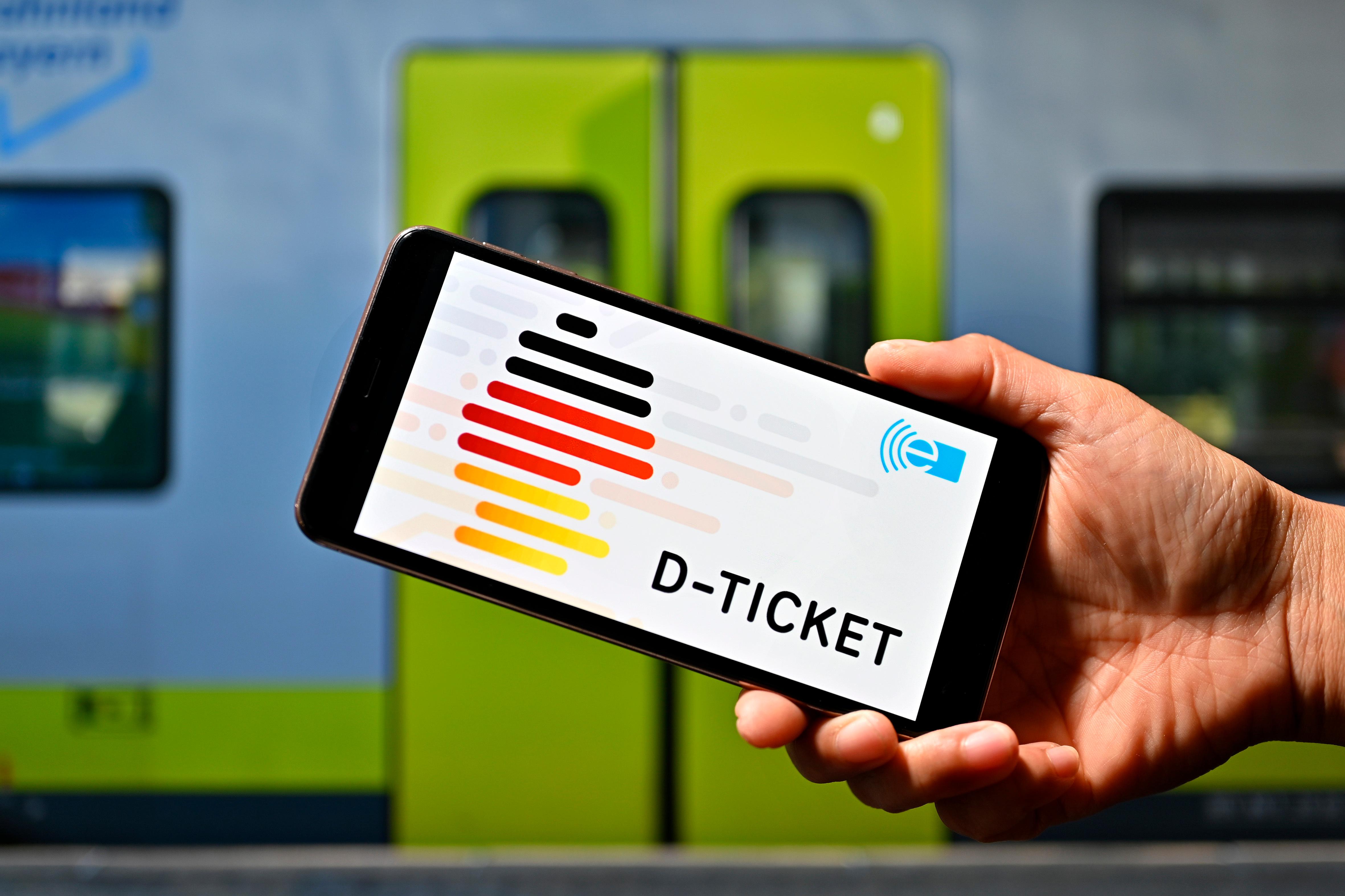 Audio: Deutschlandticket ist für 2025 offenbar gesichert