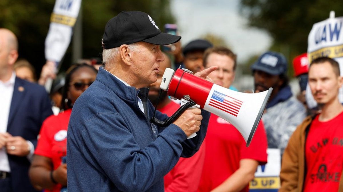 Premiere in US-Politik: Biden unterstützt streikende Arbeiter
