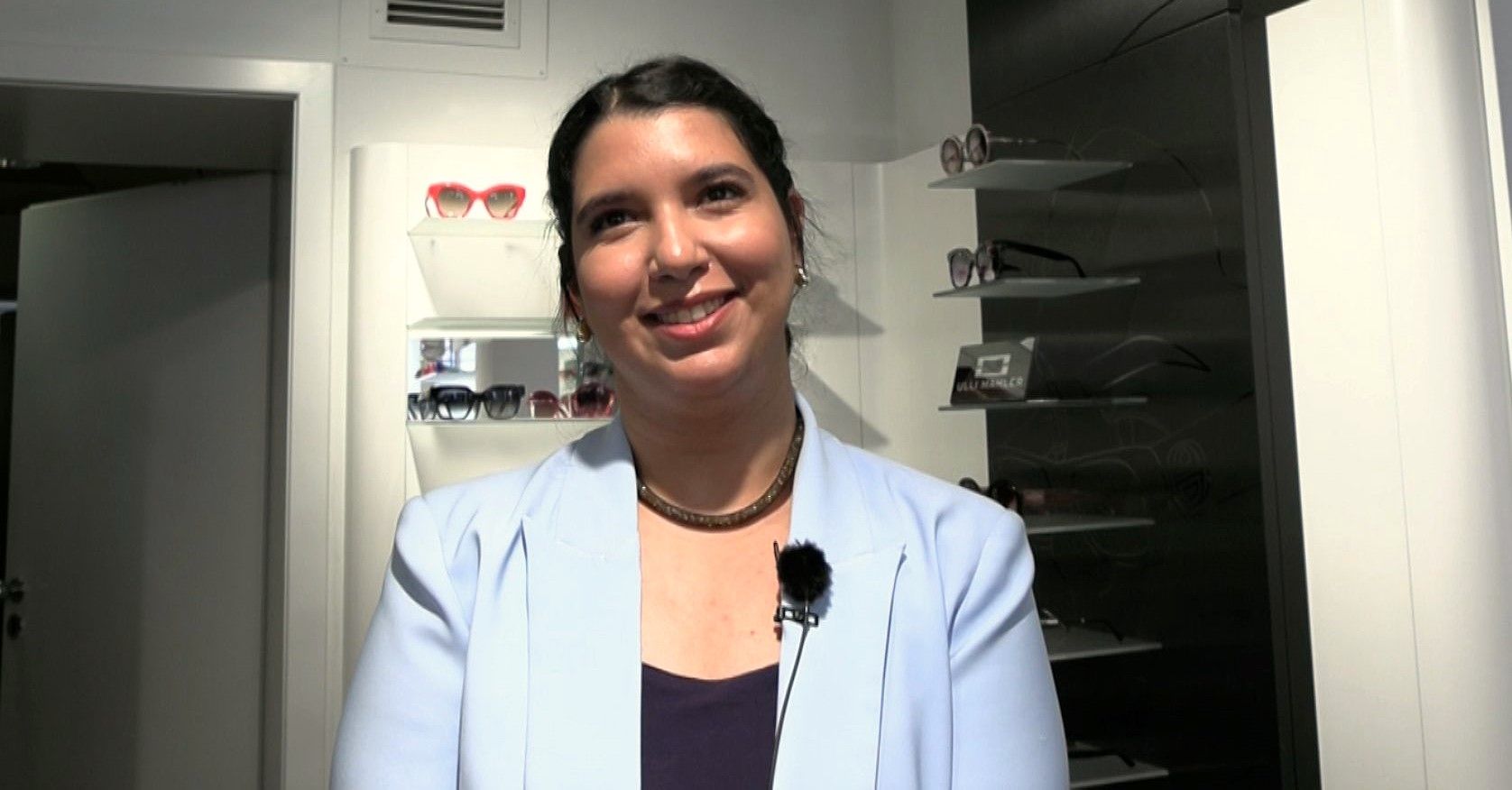 Gemeinsam geschafft: Optikerin aus Marokko arbeitet in Bayern | BR24