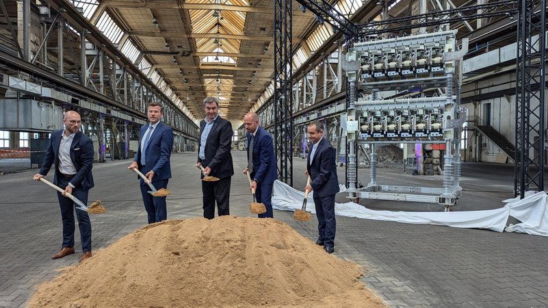 Spatenstich für die neue Konverter-Technologie Halle von Siemens Energy