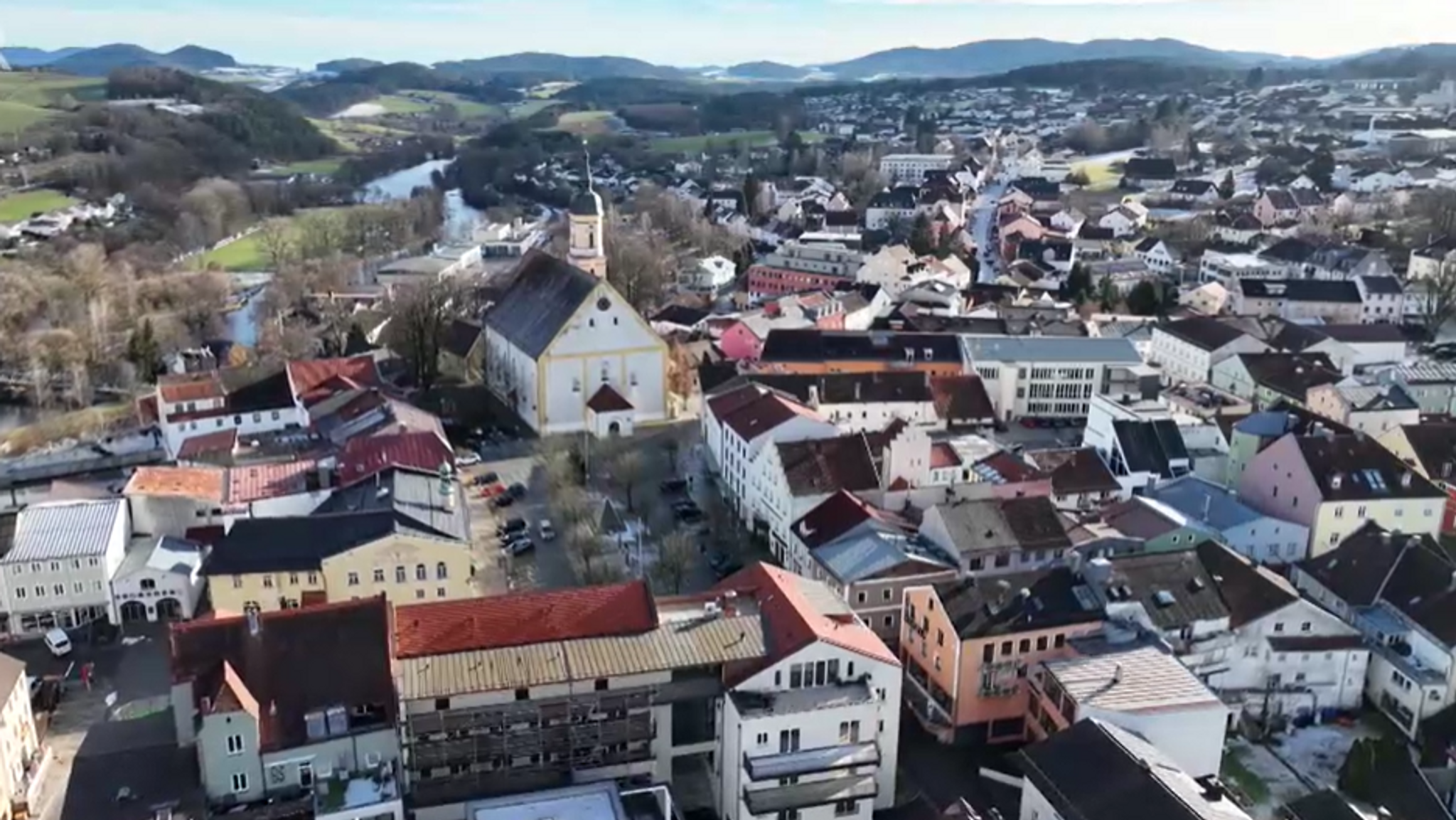 Die Kleinstadt Viechtach von oben.