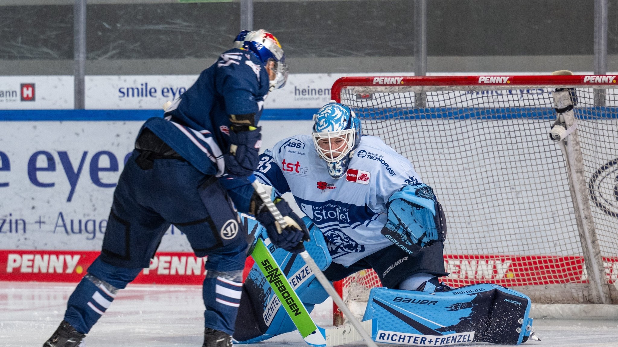 Spielszene EHC München - Straubing Tigers