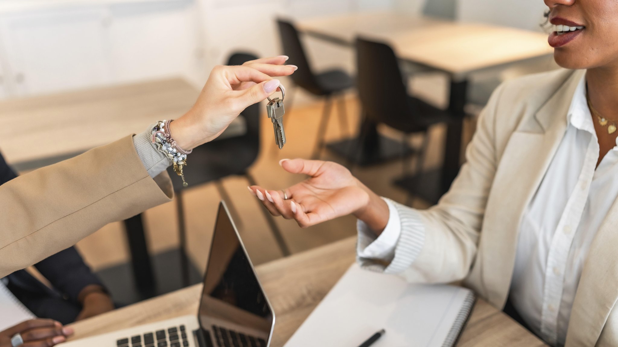 Wohnungssuche: Makler haften bei Diskriminierung