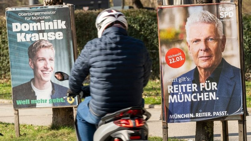 Wahlplakate | Bild: dpa-Bildfunk/Peter Kneffel Wahlplakate