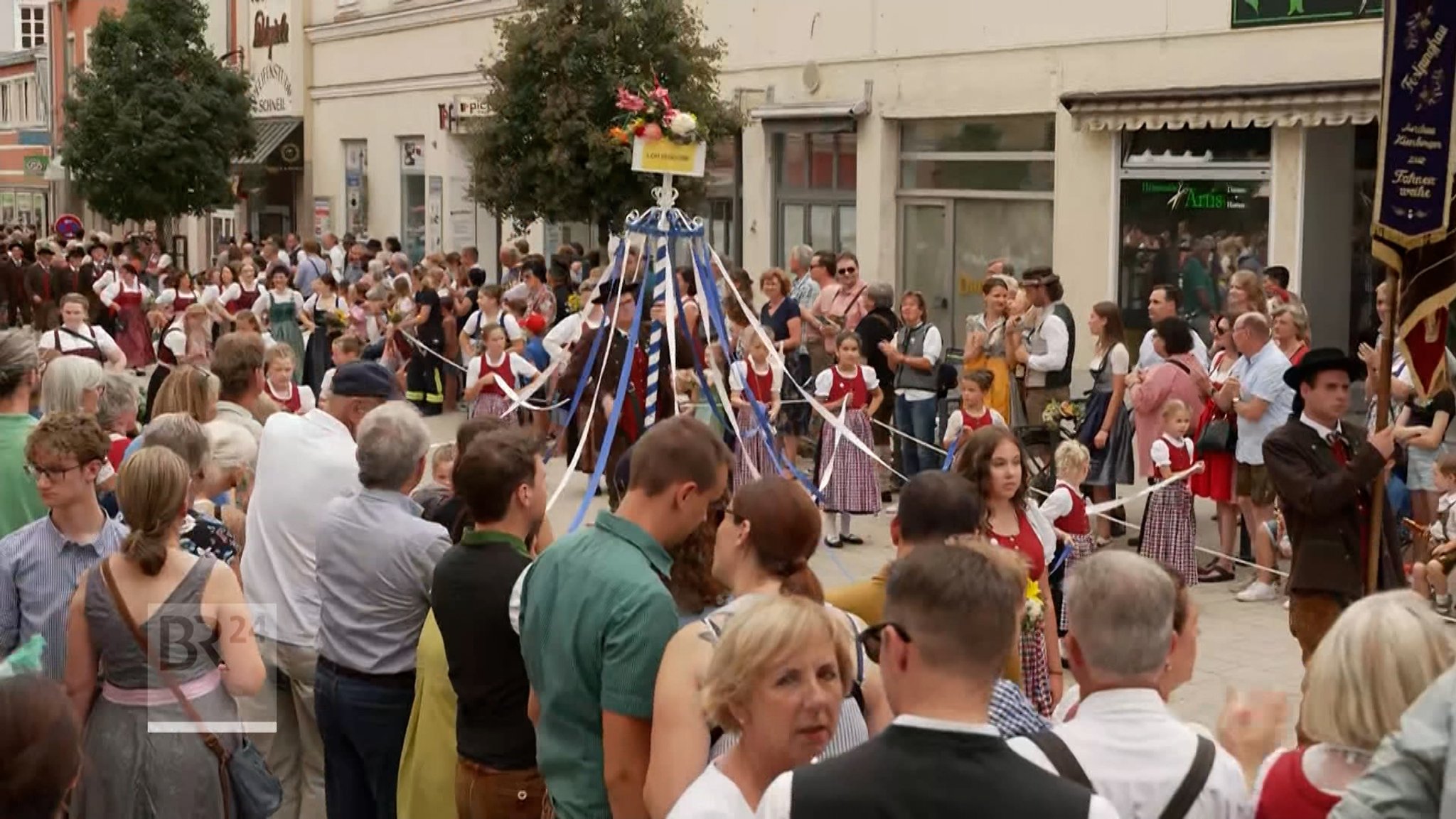 Straubinger Gäubodenfest hat begonnen