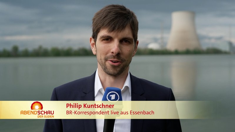 Heute vor einem Jahr ging das Atomkraftwerk Isar 2 in Niederbayern vom Netz - die Dekontamination und der Rückbau wurde in Angriff genommen.