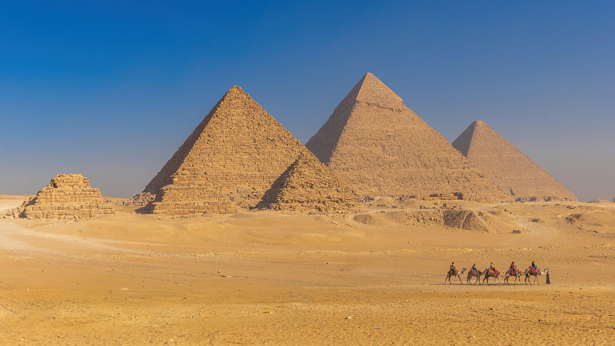 Salzausblühungen bedrohen Pyramiden in Ägypten