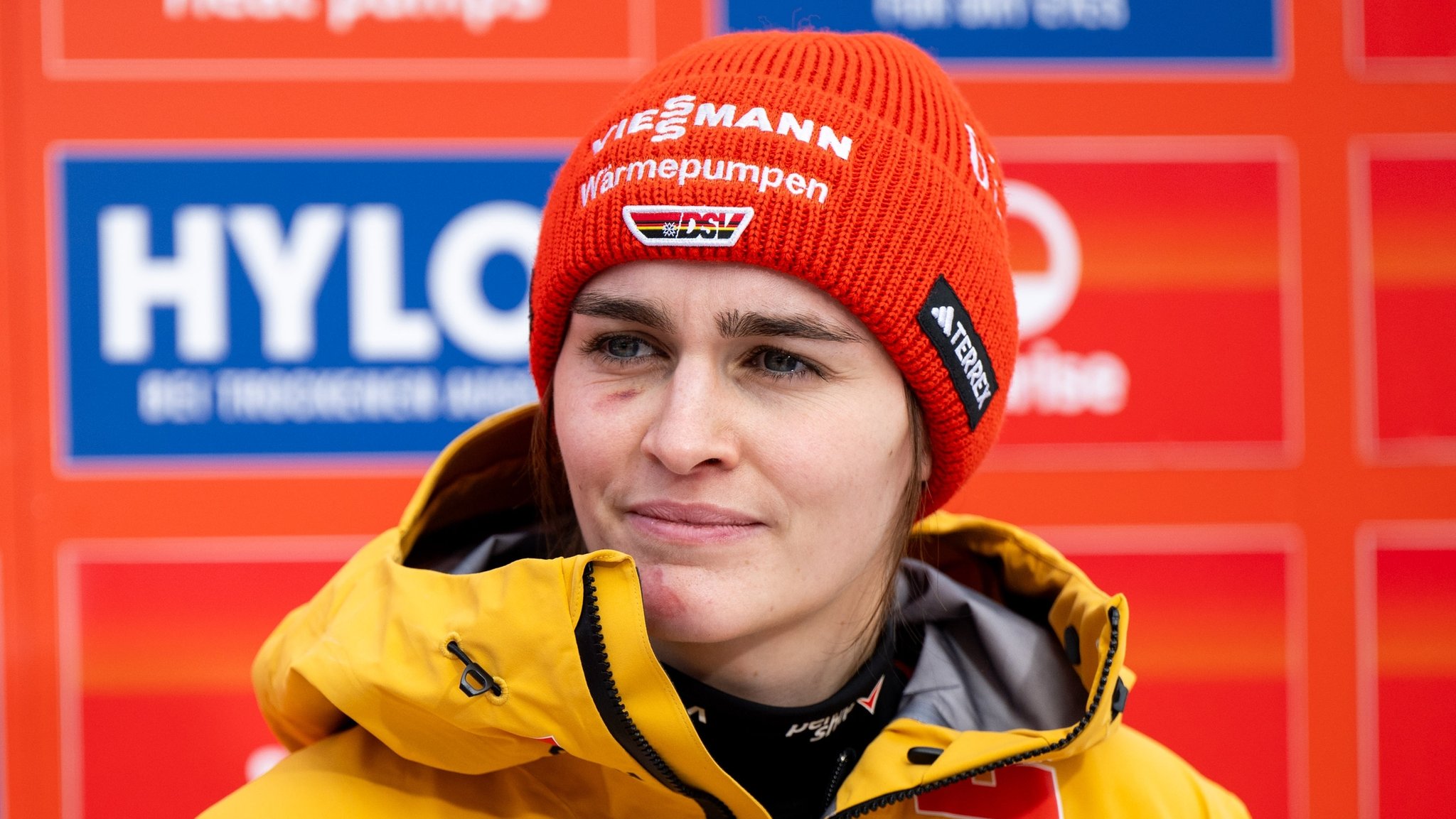 Skispringerin Selina Freitag