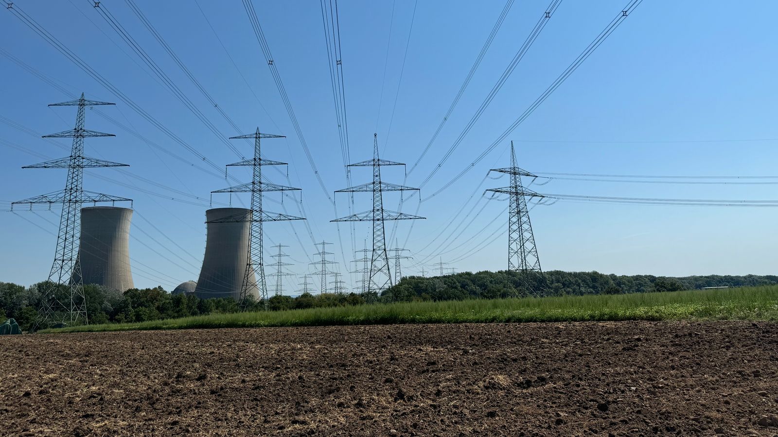 Image accompanying Robert Habeck habe angeblich einen "Bettelbrief" nach Frankreich geschickt, um Atomstrom für Deutschland zu erhalten.