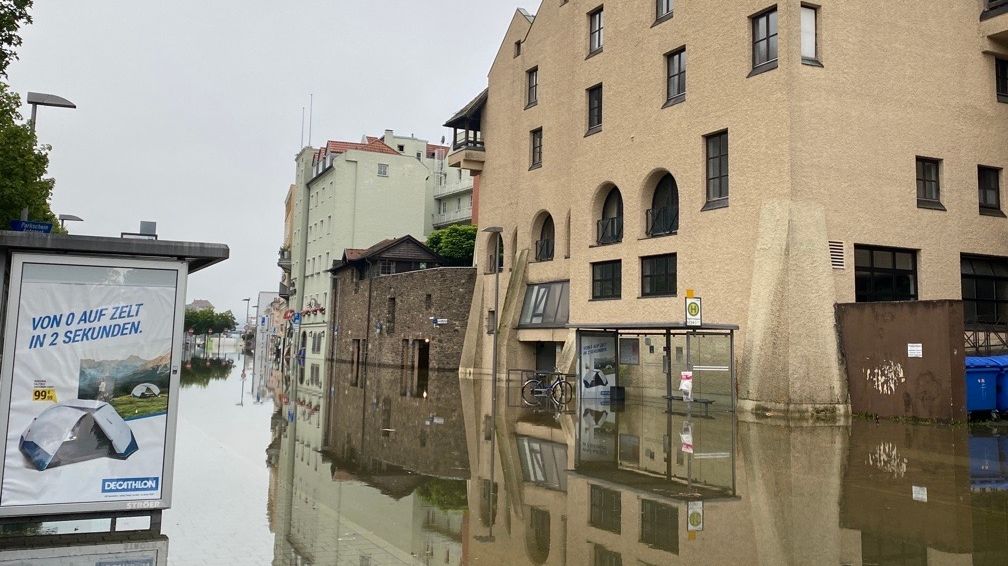 Hochwasser in Passau: Lage entspannt sich leicht - Vimarsana News