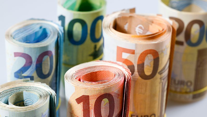 Im Zuge des Länderfinanzausgleichs wurden 2024 rund 18,65 Milliarden Euro in Deutschland umverteilt. | Bild: Picture Alliance/Geisler-Fotopress|Robert Schmiegelt Im Zuge des Länderfinanzausgleichs wurden 2024 rund 18,65 Milliarden Euro in Deutschland umverteilt.