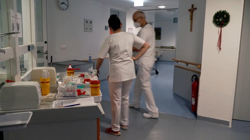 Kritik an Krankenhausreform: Holetschek fordert "Schritt zurück"