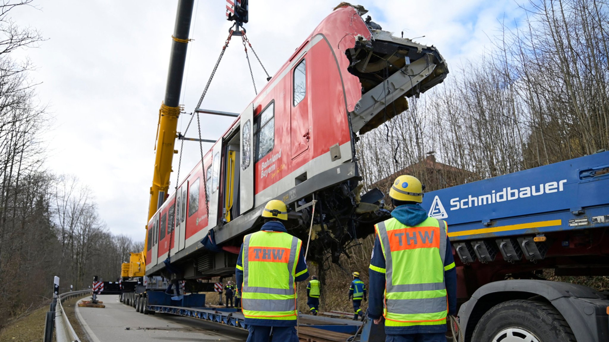 Bergung eines der S-Bahnzüge