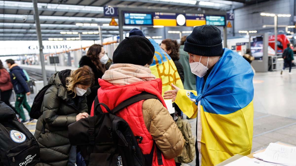 Ankunft ukrainscher Flüchtlinge am Münchner Hauptbahnhof
