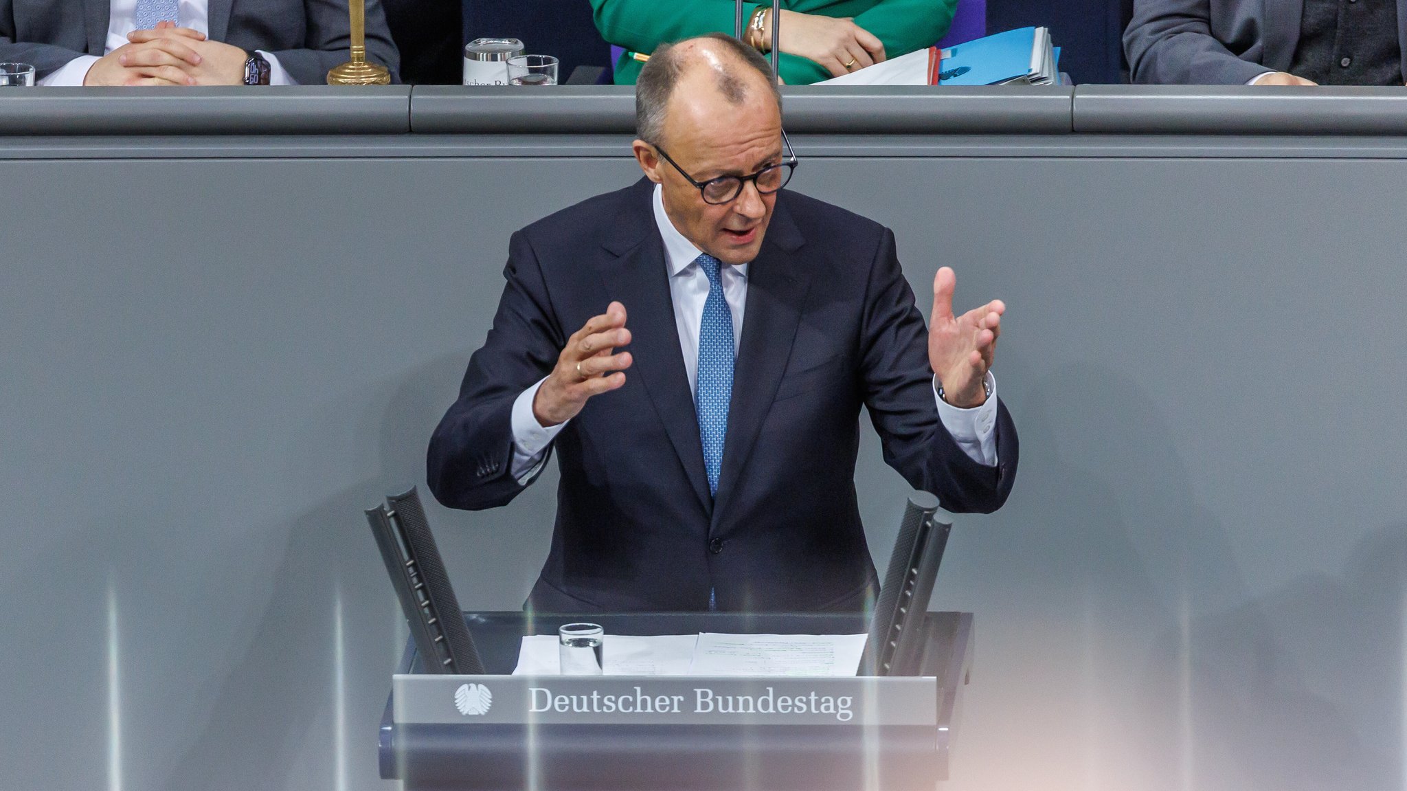 Generaldebatte: Merz will "Weg der Erneuerung" weitergehen