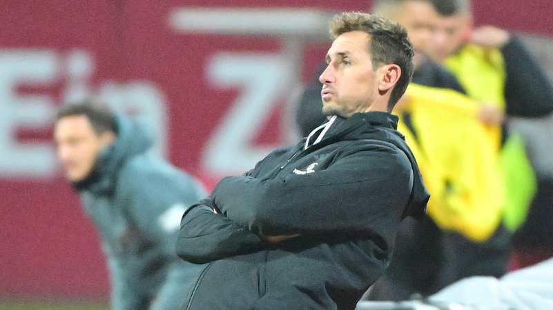Miroslav Klose, Trainer 1. FC Nürnberg | Bild: "Bin sehr zufrieden" - Klose überrascht nach verpasstem Sieg Miroslav Klose, Trainer 1. FC Nürnberg