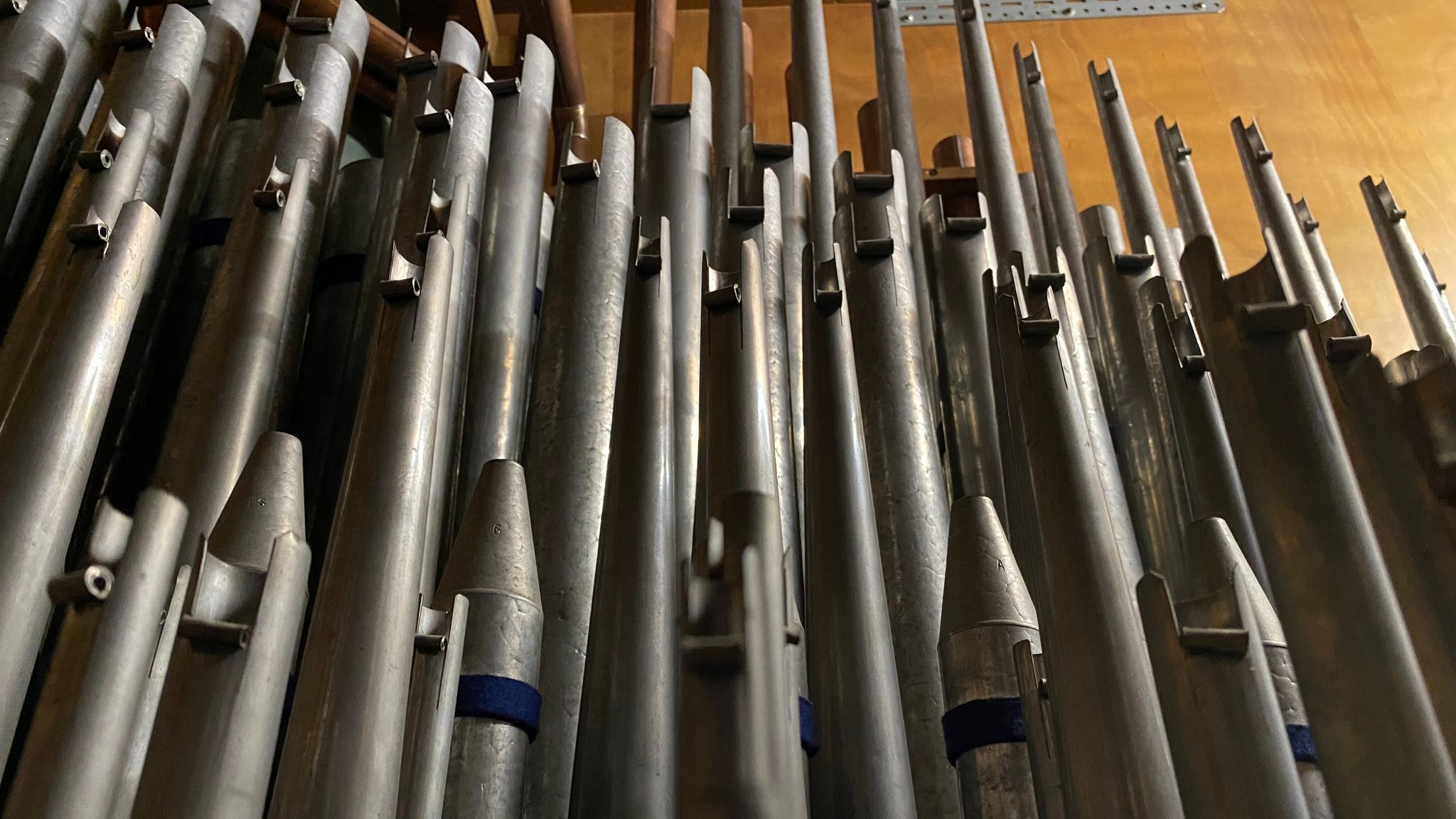 Orgelpfeifen der alten Orgel in Allerheiligen Nürnberg | Bild: BR / Uschi Schmidt Orgelpfeifen der alten Orgel in Allerheiligen Nürnberg