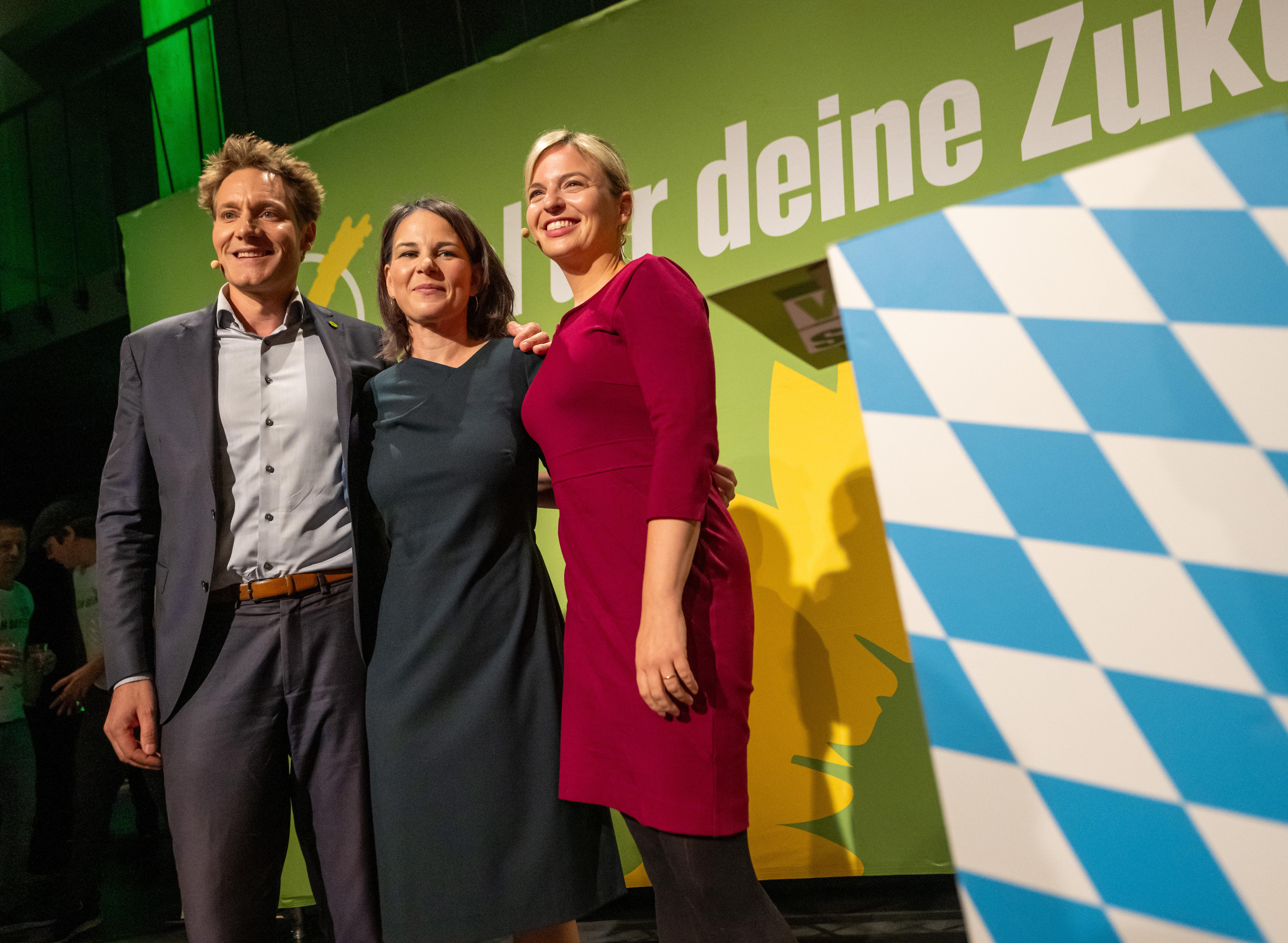 Ludwig Hartmann, Annalena Baerbock und Katharina Schulze auf dem kleinen Grünen-Parteitag in München