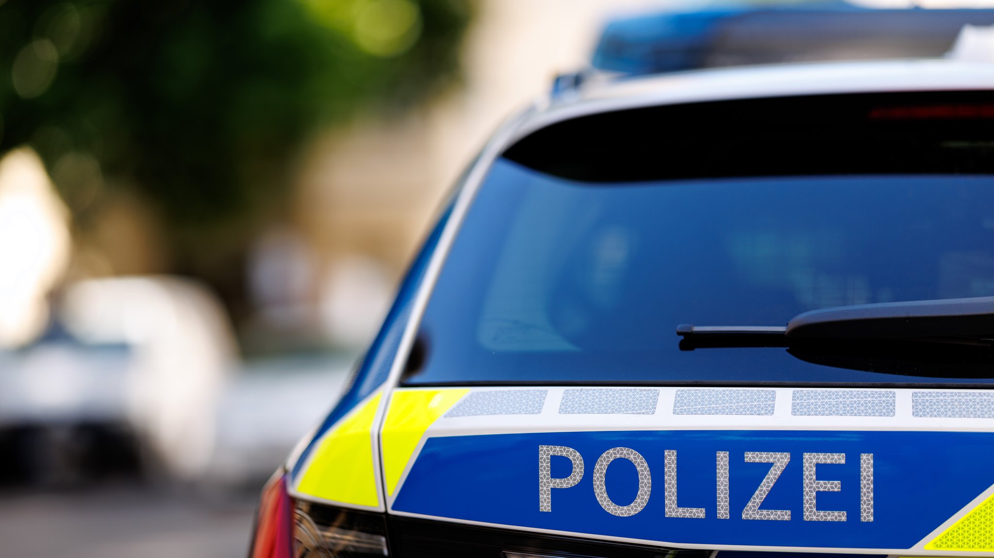 Polizeiauto (Symbol- und Archivbild) | Bild: picture alliance/dpa|Matthias Balk Polizeiauto (Symbol- und Archivbild)