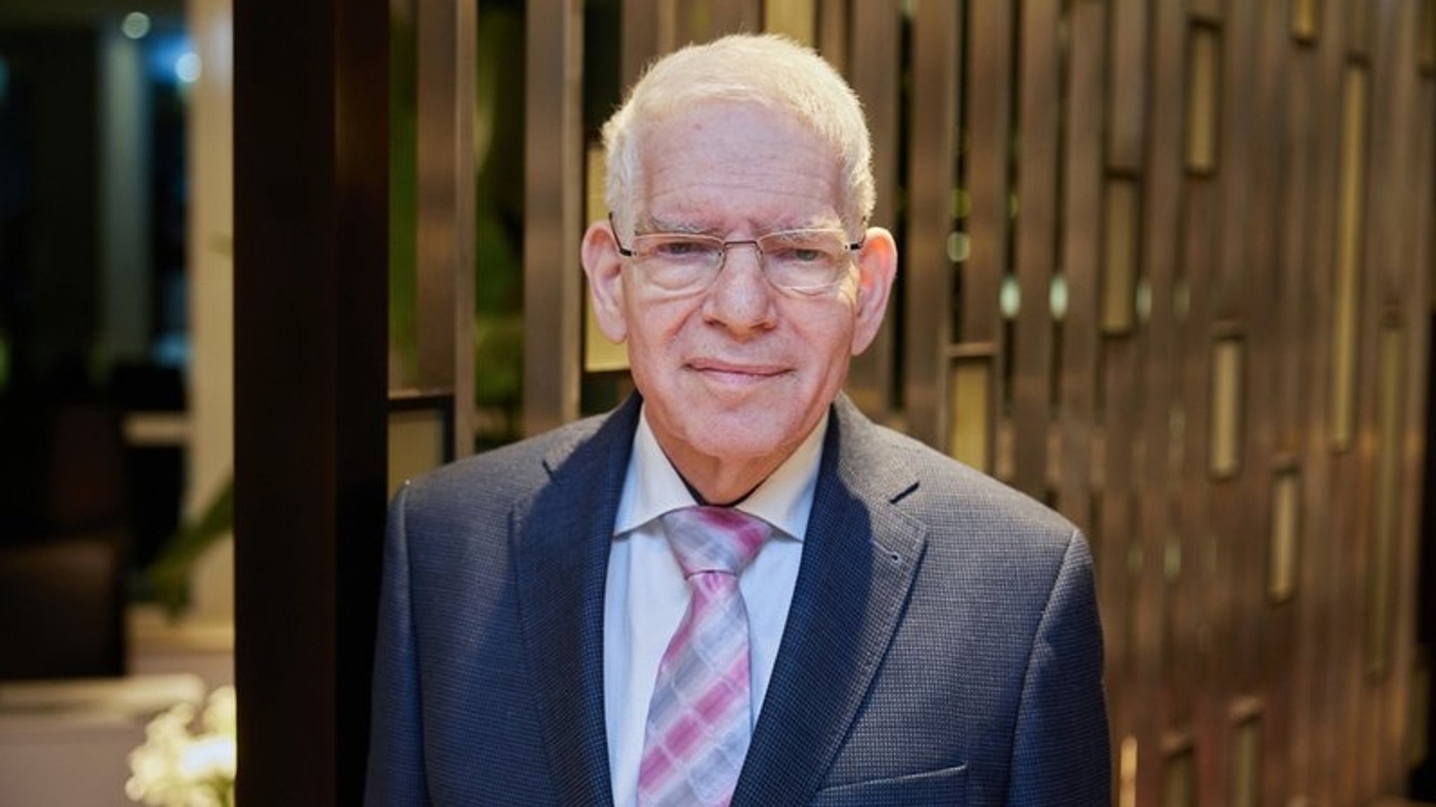 Porträtbild des Zentralratspräsidents der Juden: Dr. Josef Schuster.