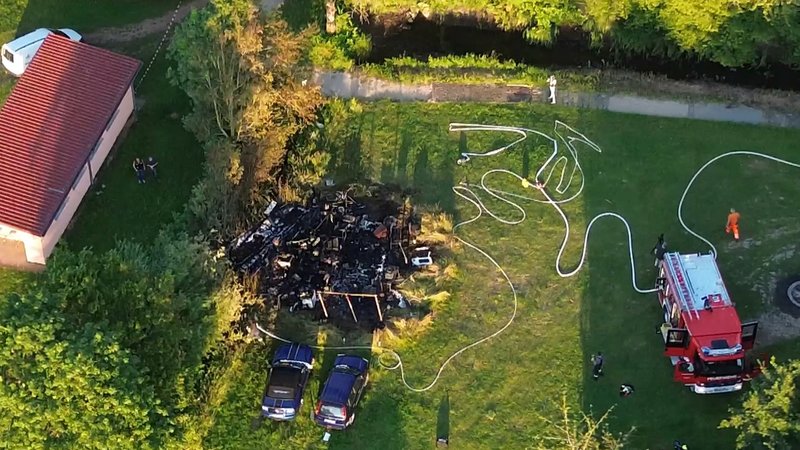 Auf einem Campingplatz im Raum Ansbach ist ein Wohnwagen explodiert. 