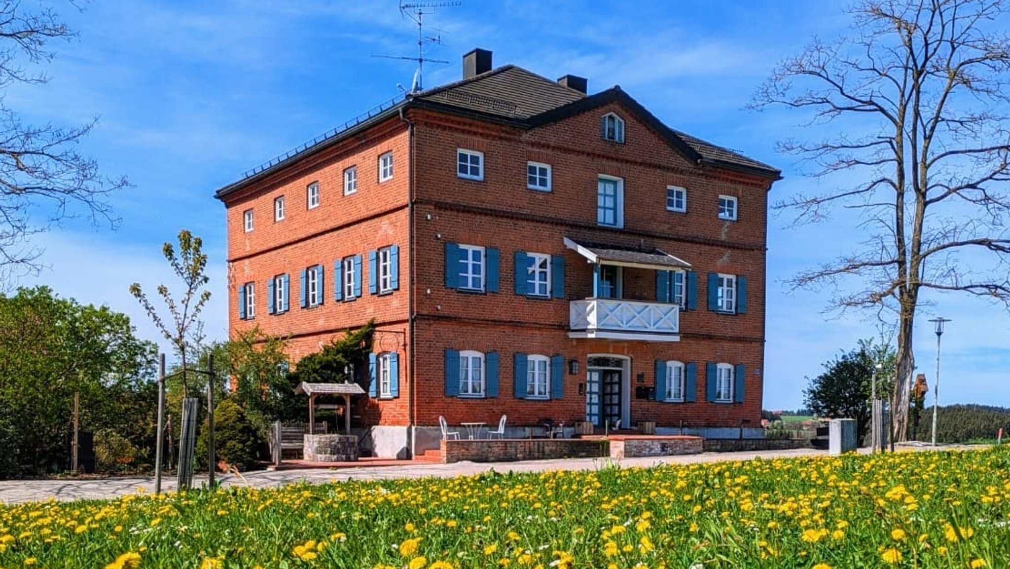 Der "Bahnhof" in Wittibreut in Niederbayern. | Bild: BR/Nadine Cibu Der "Bahnhof" in Wittibreut in Niederbayern.