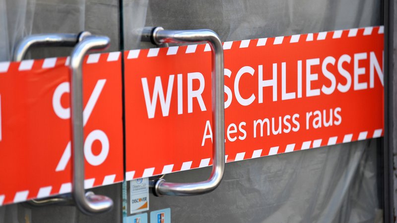 (Symbolbild) Firmeninsolvenzen in Deutschland steigen | Bild: dpa-Bildfunk/Martin Schutt (Symbolbild) Firmeninsolvenzen in Deutschland steigen