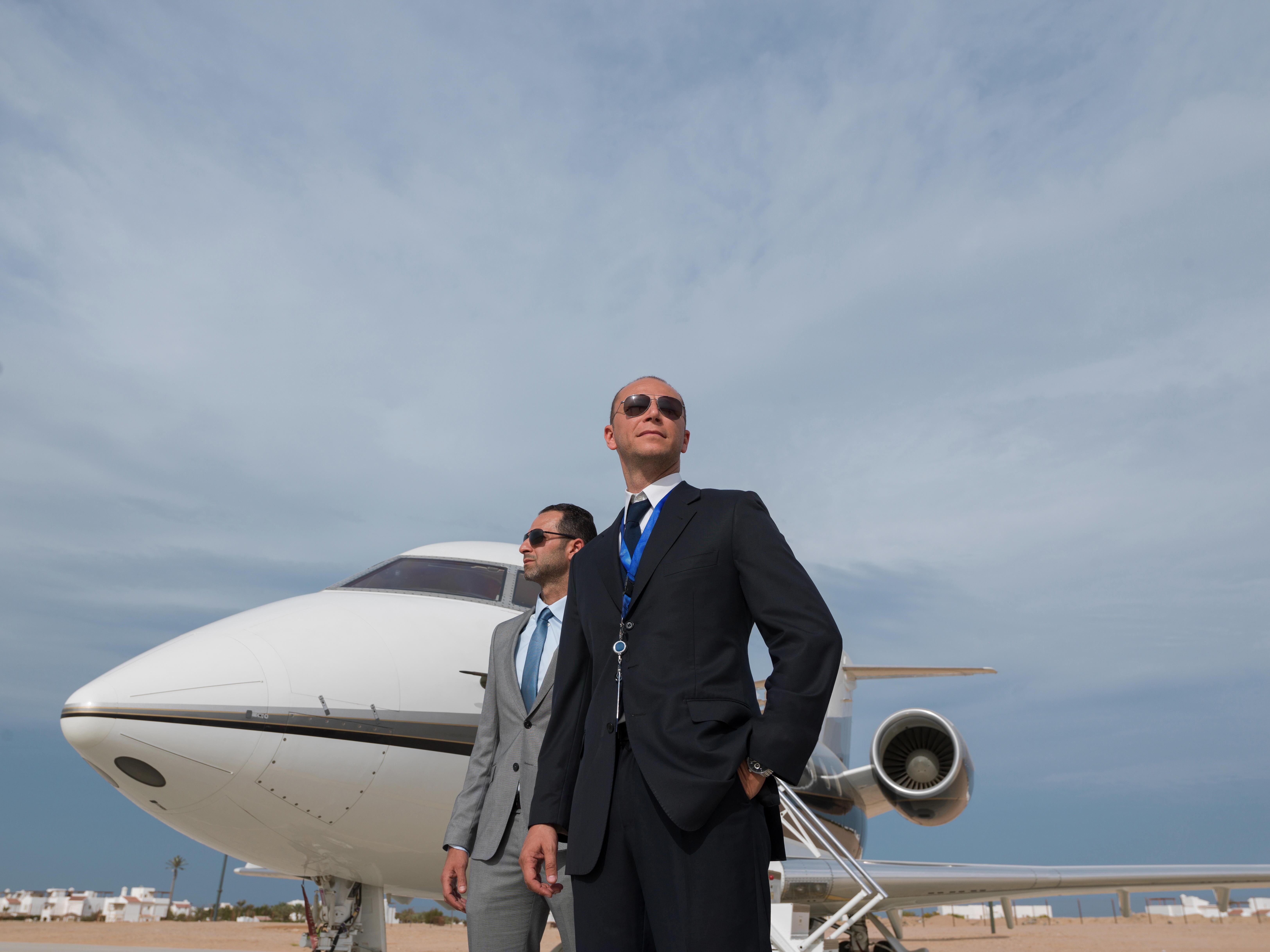 Oxfam: Superreiche heizen mit Privatjets Klimakrise an
