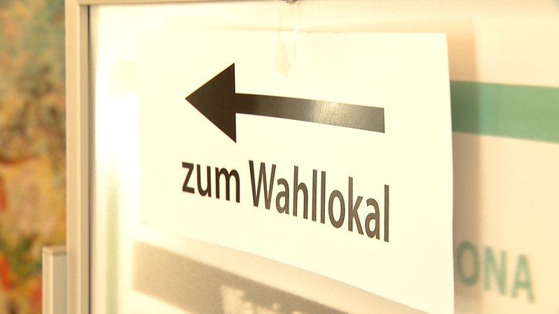 Der Zeitplan für Neuwahlen ist derzeit Haupt-Streitpunkt in der Politik. | Bild: BR Der Zeitplan für Neuwahlen ist derzeit Haupt-Streitpunkt in der Politik.